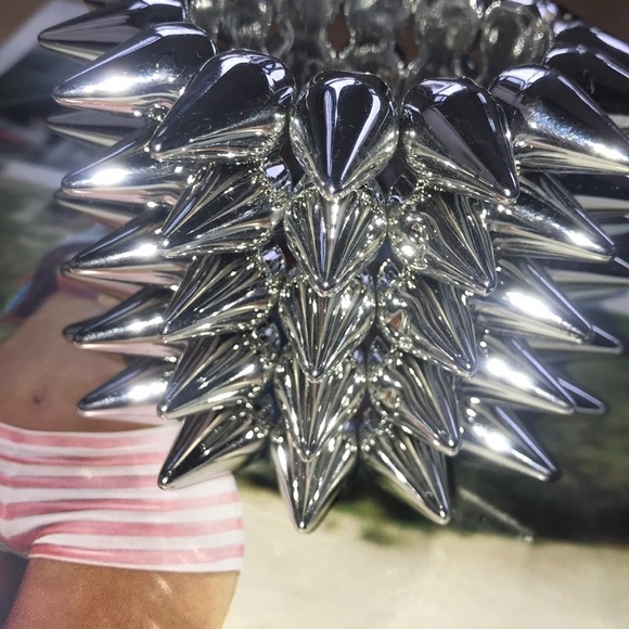 💀Sinati THICK Rockstar Cuff bracelet☠️
*NWT* - Picture 4 of 8